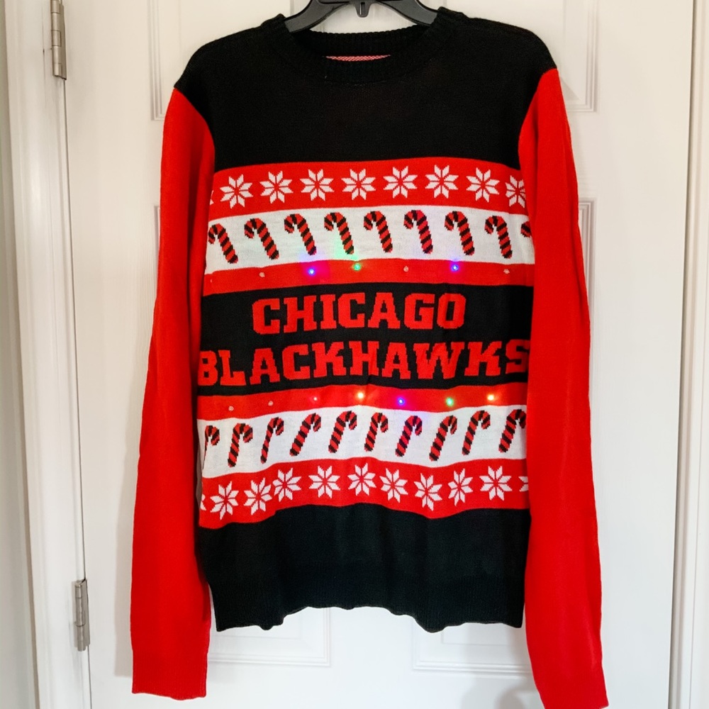 NWT NHL Chicago Blackhawks LED Light Up Sweater - Picture 4 of 5